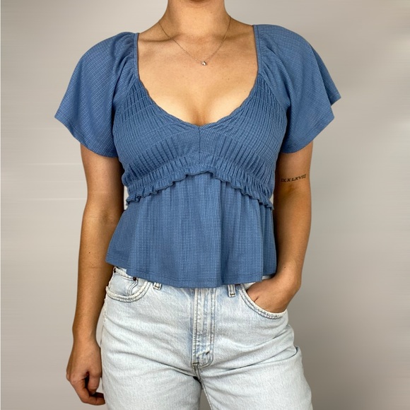 Altar'd State Tops - ALTAR’D STATE Short Sleeve Smocked Crop Top Ruffle Summer Spring Casual